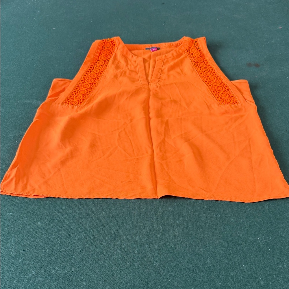 Vince Camuto Orange Sleeveless Blouse.  CAJA. # 1. D